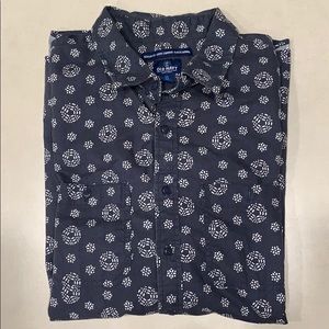 OLD NAVY SHORT SLEEVE BUTTON DOWN